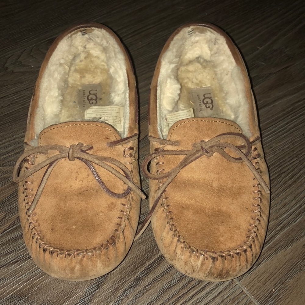 Ugg Dakota slippers
